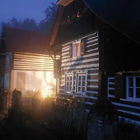 Hlucov Lesni Kokořín