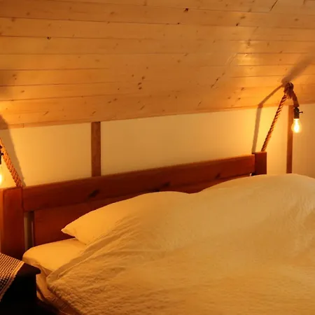 Hlucov Lesni Ferienhaus